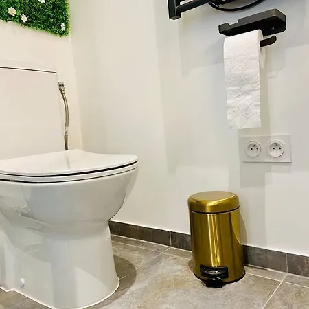 La P'tite Nouba A 300m De La Nyaraló